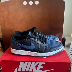 Jordan 1 Mystic Navy